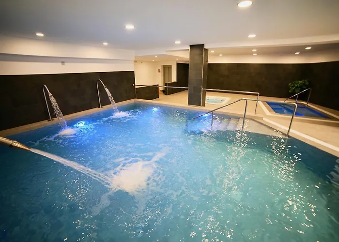 Mandarinos 16 Urb Sj De Capistrano * Nerja